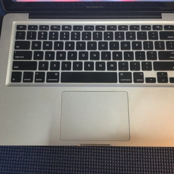 MacBook Pro 13" A1278 2012 2.5GHz Core i5 | 16 GB Ram/512B SSD | 64GB iPad Air 2 - Picture 8 of 15